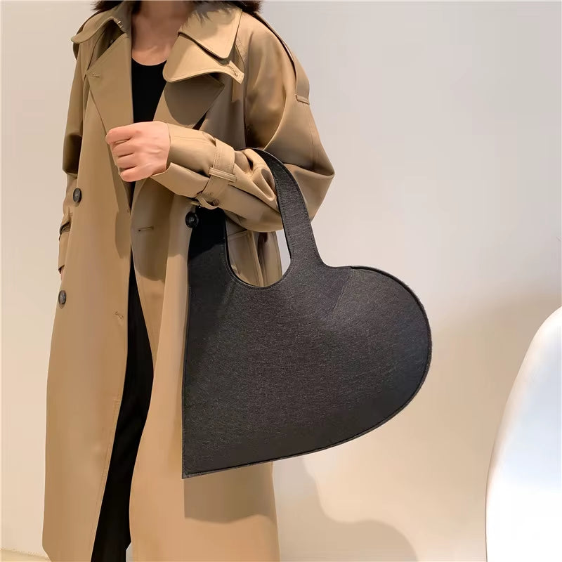 Love Designer Handbags Luxury Designer Felt Tote Bag for Women Ladies Shoulder Bags Fashion Trending Large Hand Bag Purses 2024